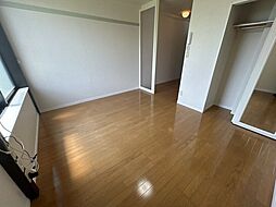 レオパレスブルースカイI 1階1Kのリビング/ダイニング