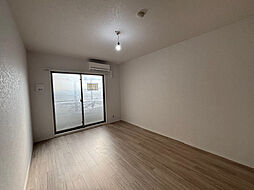 ミモザヒルズ岡山医大南 5階1Kのリビング/ダイニング