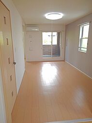 レークヴィラ 2階1LDKのリビング/ダイニング