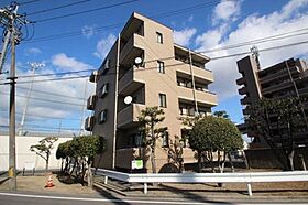 岡山県岡山市北区国体町（賃貸マンション1K・1階・27.95㎡） その1