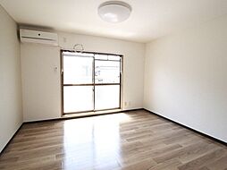 ドリーム旭ヶ丘 2階ワンルームのリビング/ダイニング