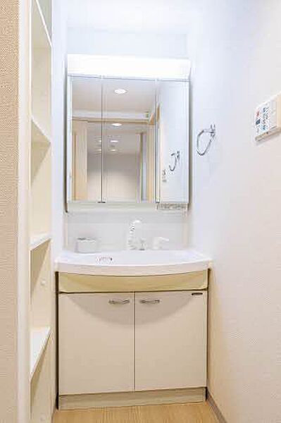 シャーメゾンステージ　広瀬通