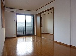 will court S 2階1LDKのリビング/ダイニング