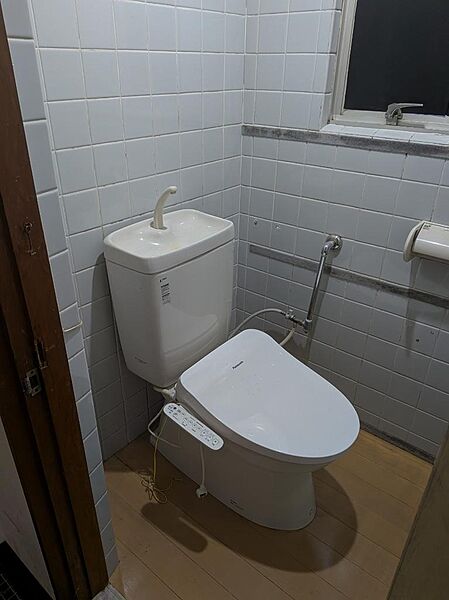 トイレを拡大表示