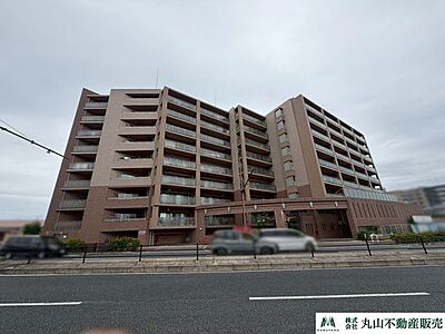 外観：JR・近鉄の2沿線利用可能な専有面積101.44m24LDKのマンションです♪