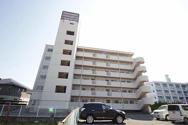 5 / 11
