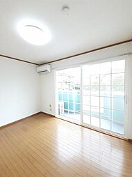 シャンゼリゼ弐番館 102 1階2DKのリビング/ダイニング