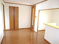 ルミナスハイム羽浦 201 2階2LDKのリビング/ダイニング