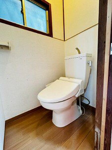 トイレを拡大表示
