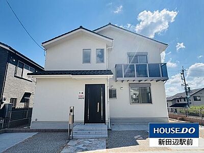 外観：シンプルさとデザイン性を兼ね合わせた外観ですね。
