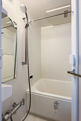 白基調のシンプ...