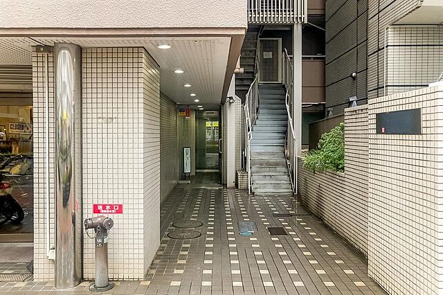 エントランス ジャルダン目黒 2階/-