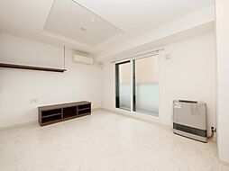 ピュア東彩館　ＩＩ 9階2LDKのリビング/ダイニング