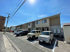 香川県高松市屋島西町（賃貸アパート1LDK・1階・40.28㎡） その1