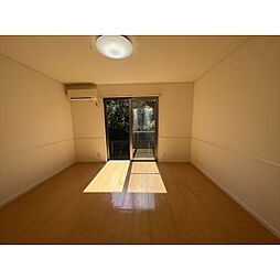 サン　アステールＢ棟 101 1階1DKのリビング/ダイニング