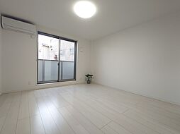 ＺＥＲＯ　ＧＲＡＶＩＴＹ 105 1階1Kのリビング/ダイニング