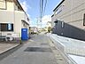外観：接道状況：東側約4ｍ公道、西側約4ｍ公道 