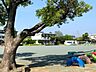 周辺：千葉市立鶴沢小学校（2000m）