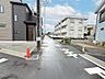 外観：接道状況：南東側約7.3ｍ公道、北西側約4ｍ公道、北東側約3.4ｍ公道 