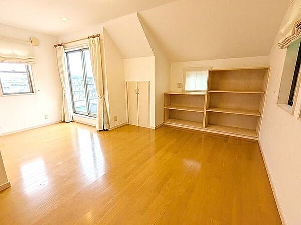 寝室を拡大表示