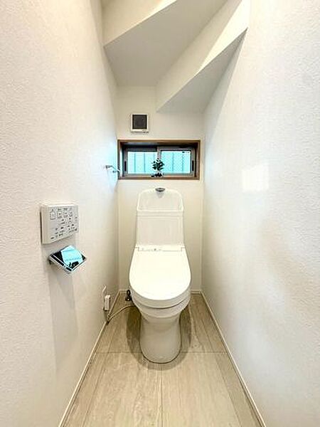 トイレを拡大表示