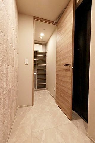 玄関 白金ザ・スカイ 9階/-