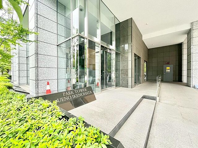 エントランス パークタワー上野池之端 14階/-