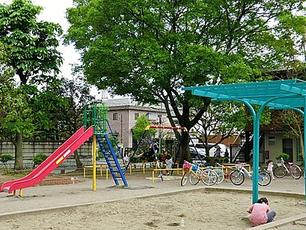 高島平一丁目第三公園まで約392m