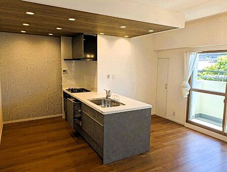 多様化する住まいのお悩みを当社へお気軽にご相談下さい