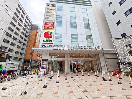 阪急オアシス神戸旭通店 徒歩8分。 570m