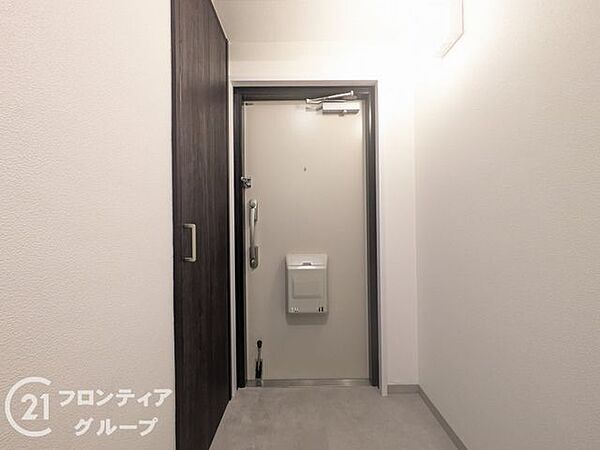 玄関を拡大表示