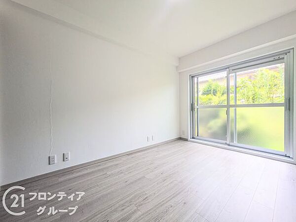 寝室を拡大表示
