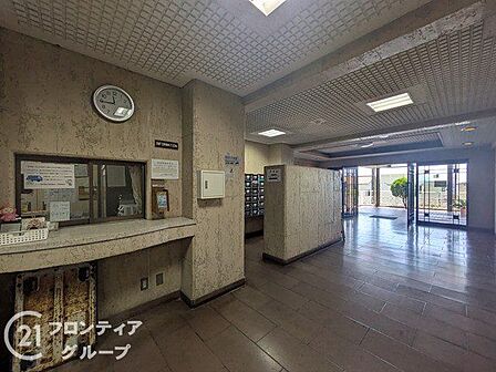 写真だけではわからない採光・広さ・周辺環境の実感は、実際に足を運んでみることが一番です。ご見学はいつでもご予約いただけます