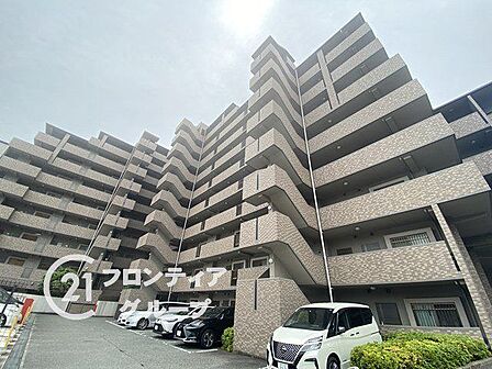 「いつかは」と思っていた住まい探しも、具体的に動き出すと意外とスムーズに進むものです。まずは気軽にご相談いただけます