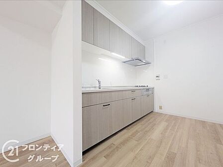 はじめてのご相談でも、経験豊富なスタッフが丁寧にお話を伺います。住まいのことで気になることがあれば、いつでもお声がけください