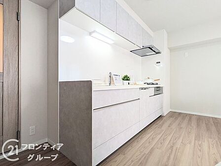 はじめてのご相談でも、経験豊富なスタッフが丁寧にお話を伺います。住まいのことで気になることがあれば、いつでもお声がけください