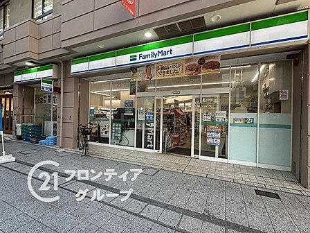 ファミリーマートアスタくにづか店 徒歩4分。 310m