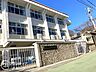 周辺：神戸市立福住小学校 徒歩13分。 970m