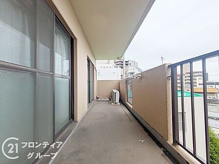 「賃貸のままでいいのか、買うべきか」その判断に必要な情報を、スタッフがわかりやすく整理してお伝えします。お気軽にご相談ください