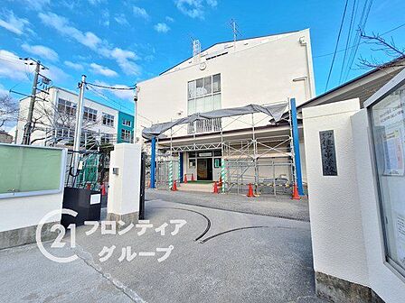 神戸市立住吉中学校 徒歩5分。 340m