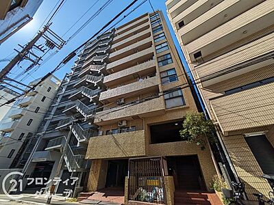 外観:駅から徒歩7分のマンションは、通勤や通学にとても便利で、時間を有効に使える素晴らしい立地です! 外観:駅から徒歩7分のマンションは、通勤や通学にとても便利で、時間を有効に使える素晴らしい立地です!