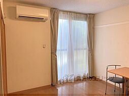 レオパレス星田II 102 1階1Kのリビング/ダイニング