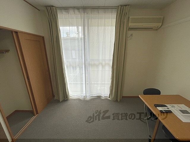 寝室