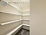 収納：◆全居室収納あり。それぞれのお部屋にスペースがあるのでプライベートな荷物でも身近に置くことが出来ます。