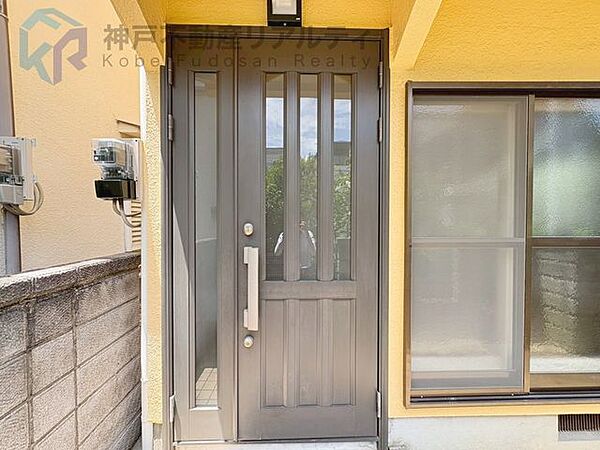 玄関を拡大表示