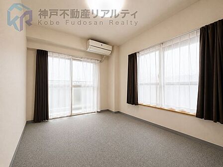 ・空き家につき随時ご内覧受付中♪※室内写真は家具消し加工を施したものです。