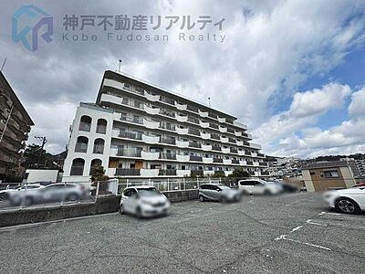 外観：■2025年4月リフォーム完成予定！