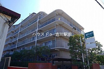 外観:7階建て2階部分☆彡3方角部屋!! 外観:7階建て2階部分☆彡3方角部屋!!