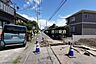 外観：前面道路含む現地写真