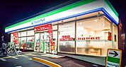 ファミリーマート越谷東大沢店 537m